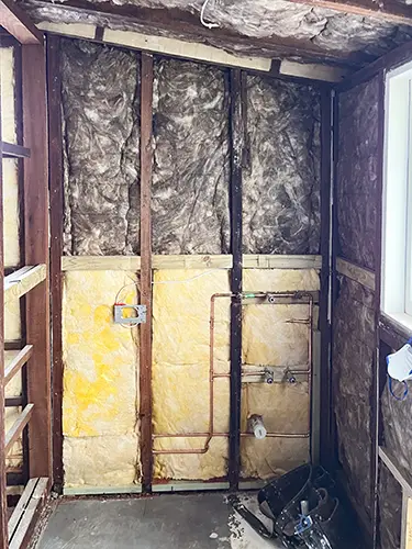 Mt Elphinstone Bathroom Renovation - New wall insulation