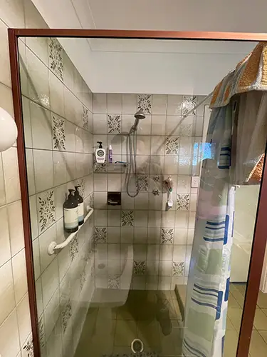 Bathroom Renovation in Collingwood Park - Before 7