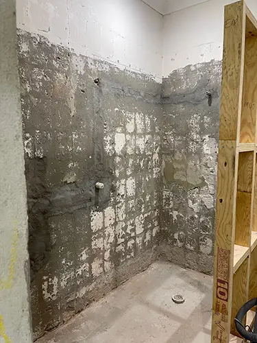 Bathroom Renovation in Collingwood Park - Before Shower